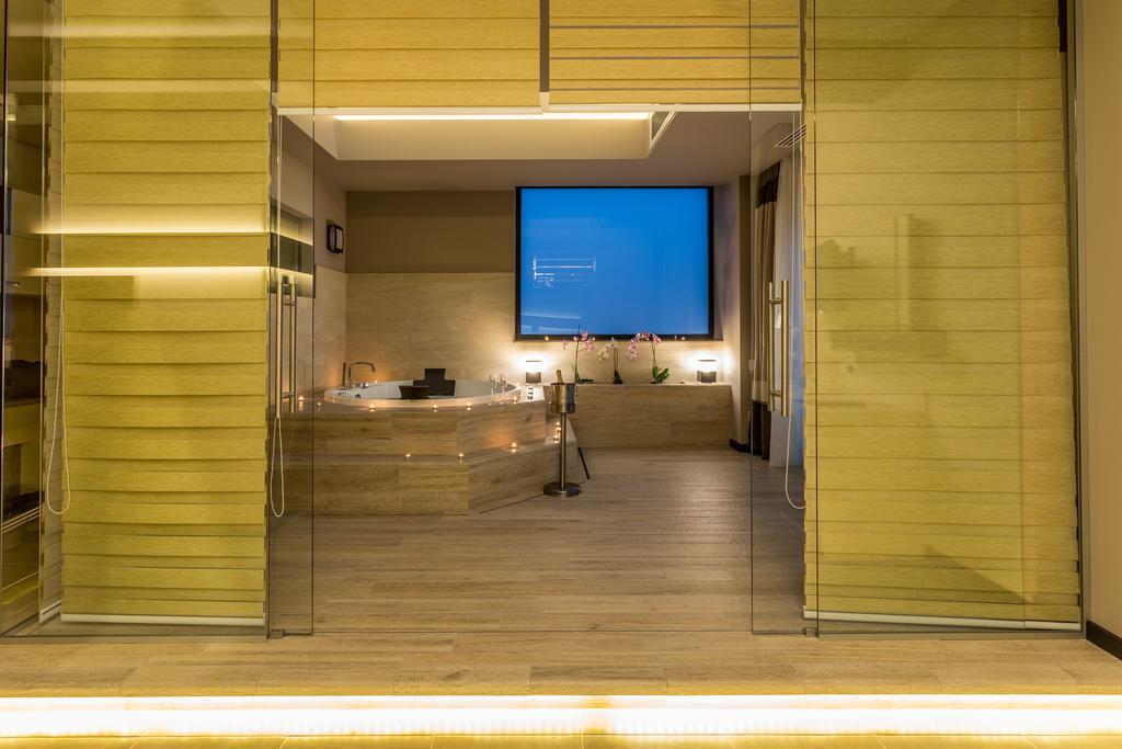 New Splendid & - Adults Only 4* Mamaia
